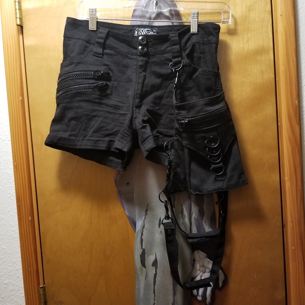 Vixxsin Isabella Shorts